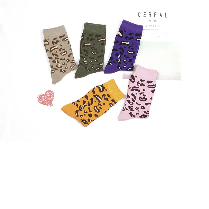 Зимние теплые желтые женские хлопковые повседневные носки 5 цветов леопардовые