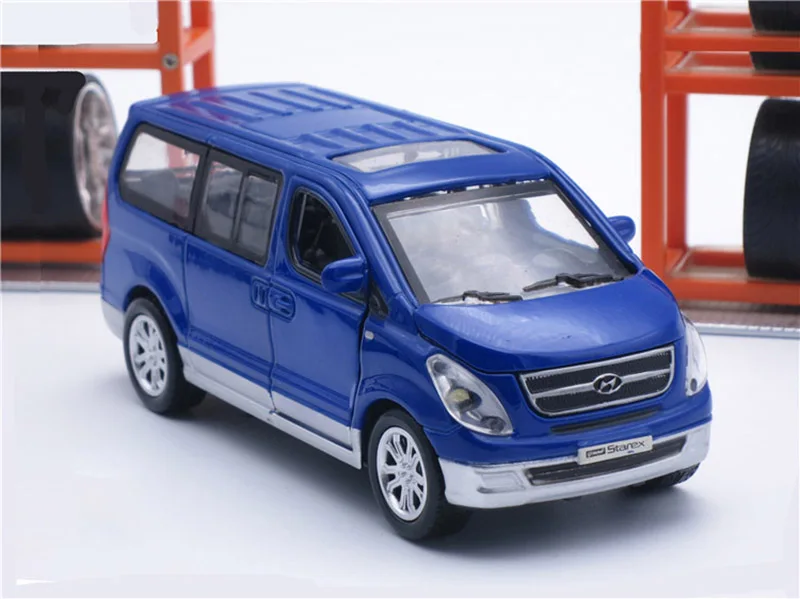 1/38 hyundai Starex Diecasts модель игрушечных автомобилей Литье металла сплава Ван игрушки автомобиль для детей - Цвет: Синий