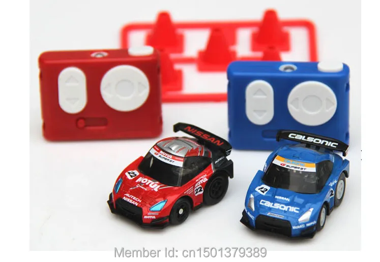 Tomy Q-Steer mini RC Car mico RC Classical Collection GTR Pair