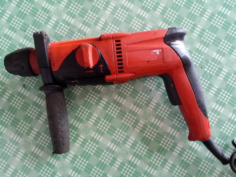 Б/у Hilti TE2 молоток посылка оригинальный 220V гарантия качества оригинальная внутри