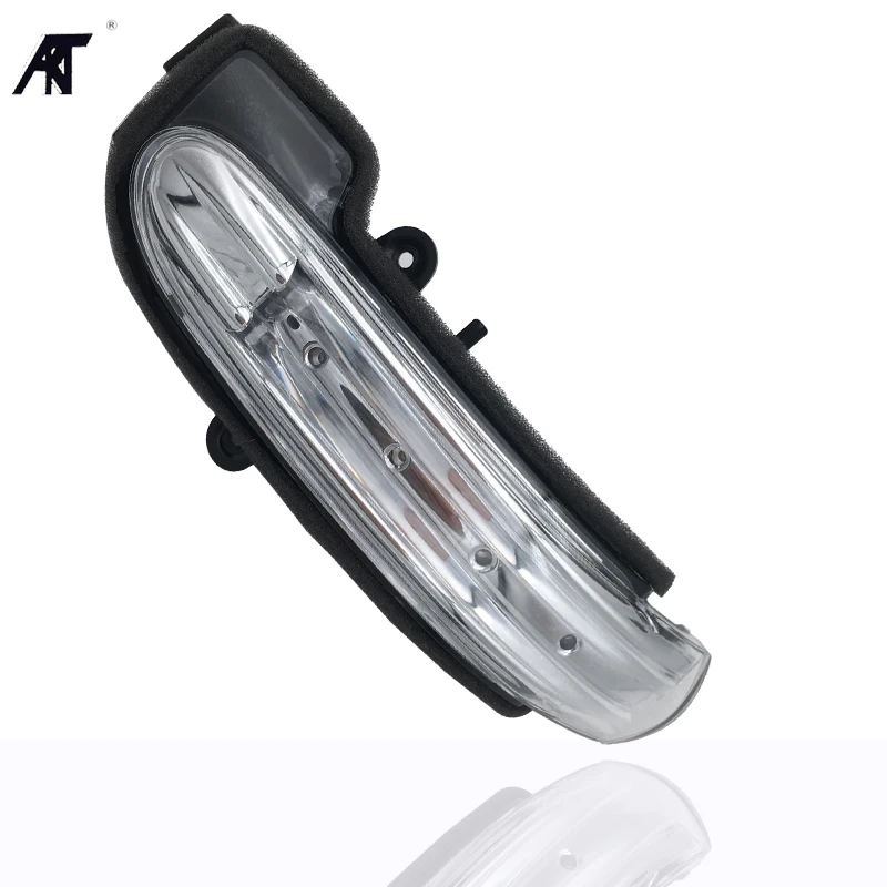 High quality Door Mirror Turn Signal Light for Mercedes Benz W203 C160 C180 C200 C220 C230 C240 C270 C280 C320 C350 C55