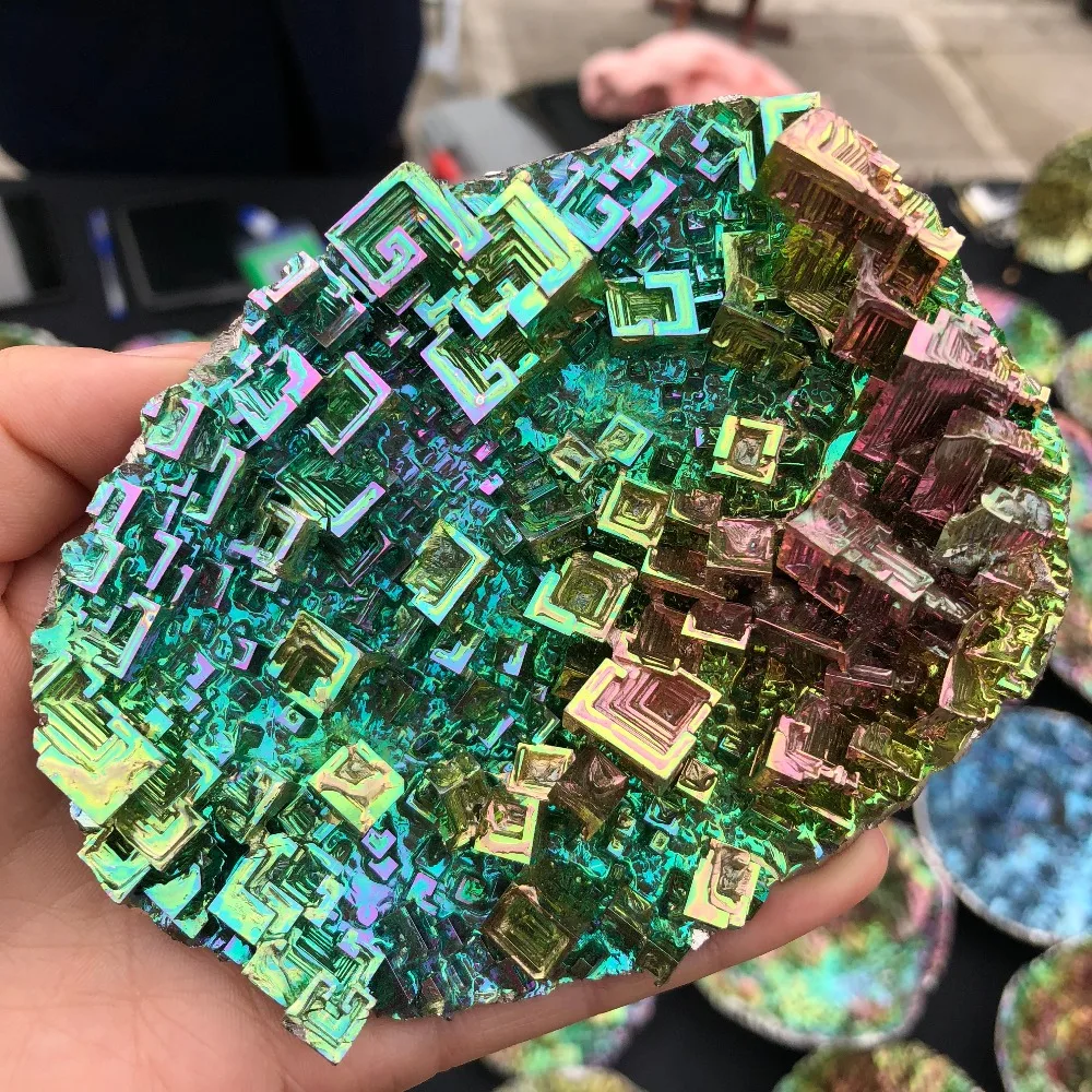 Ultra-rare bismuth crystals used as collectibles and ornaments | Дом и сад