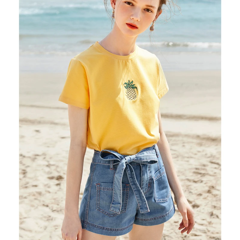 2018 Summer New Short Sleeved T-Shirt Female Ins Hot Top Fruit Embroidery Simple Wild Small Fresh Sweet Japanese Style ZTT16 | Женская