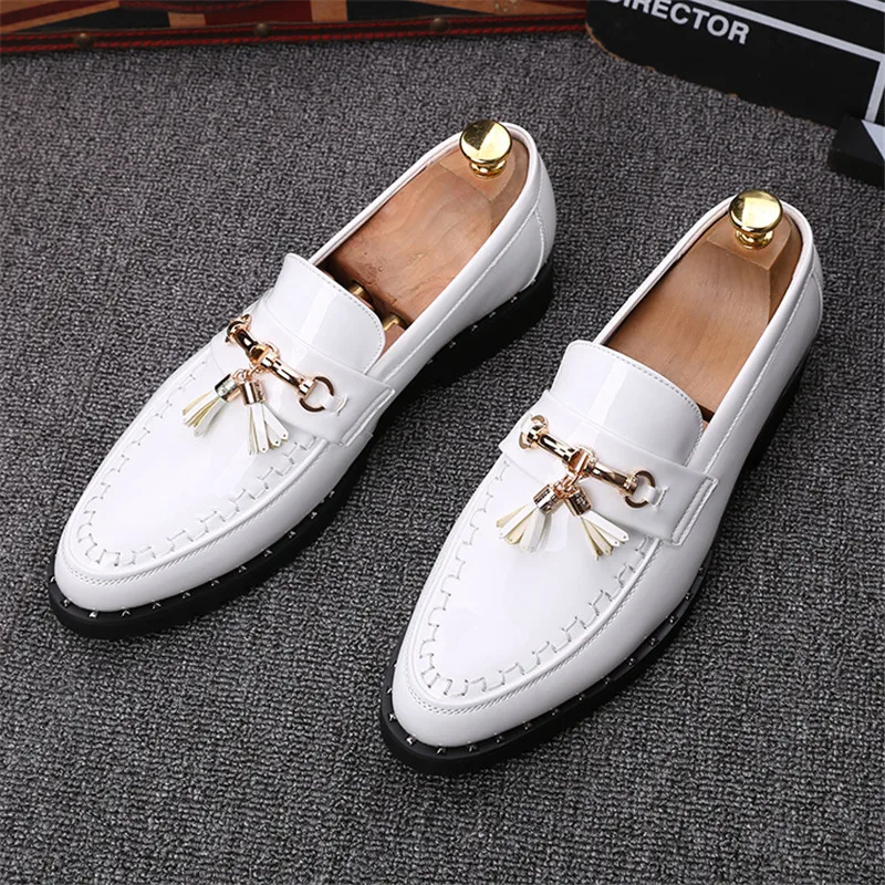 Новинка 2019 популярные повседневные мужские туфли с блестками заклепками