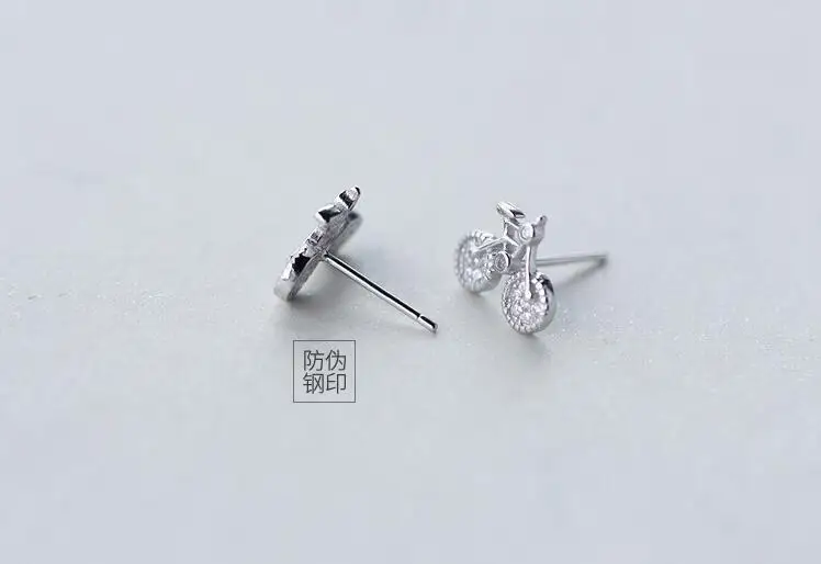 1 пара. Женские серьги гвоздики из серебра 925 пробы с фианитом|gifts glassware|gift bikegift bell |