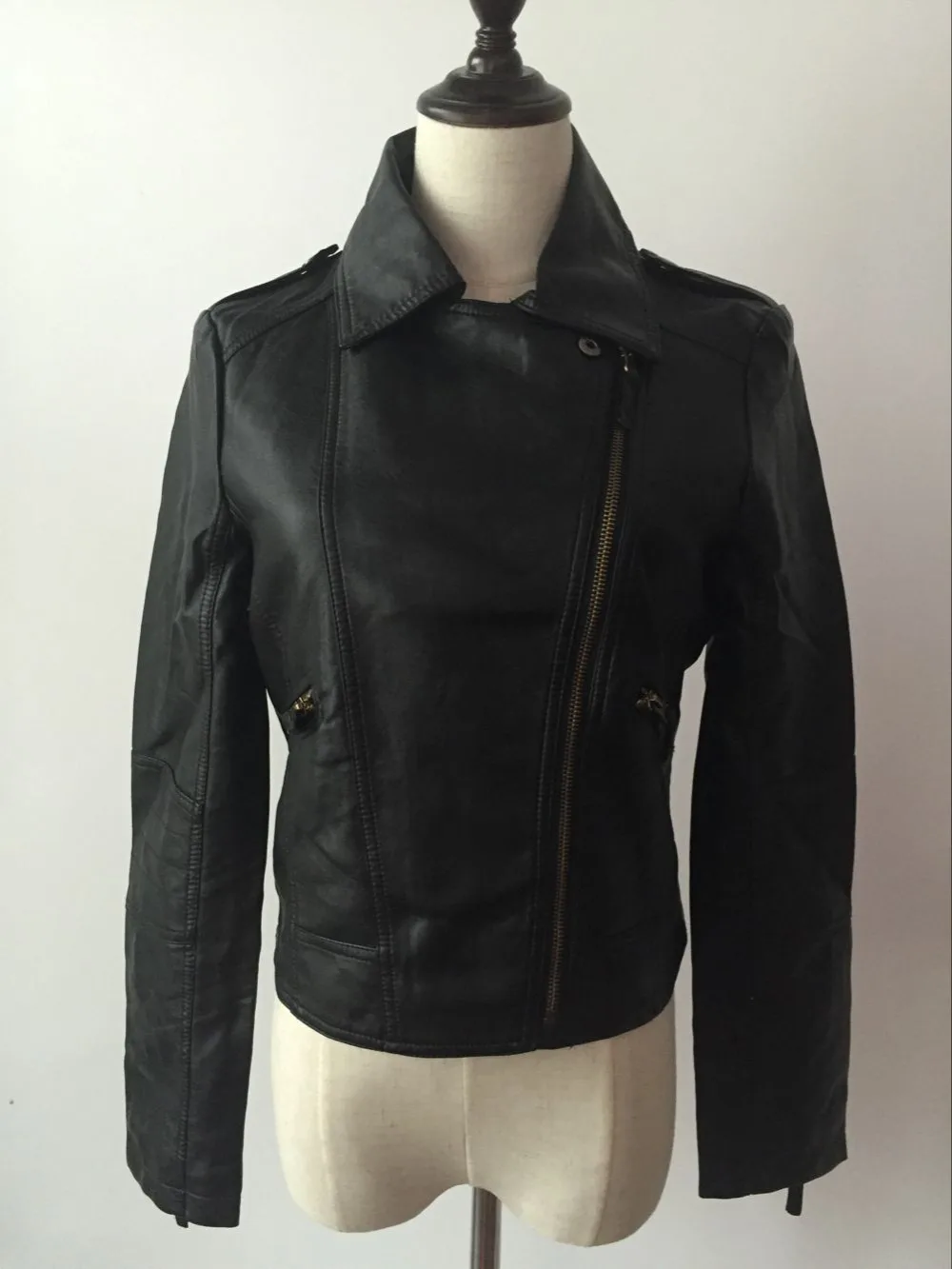 2018 осенне-Весенняя женская одежда короткая модная кожаная куртка женское