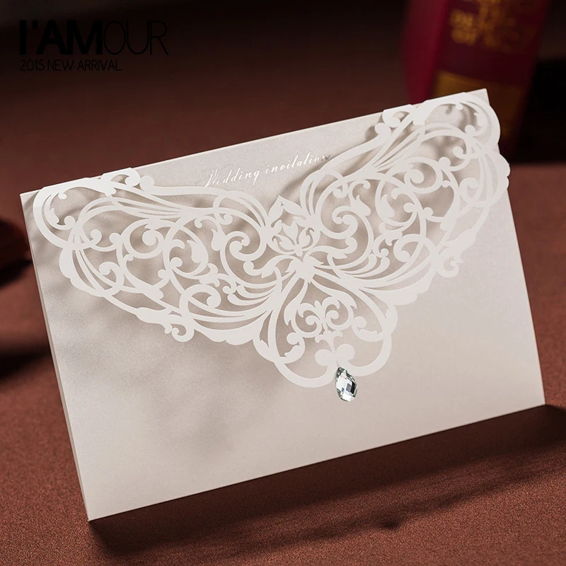 Персонализированные элегантный цветочный с точными вырезами свадебные