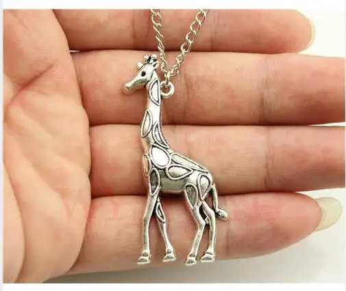 2pcs Wholesale fashion simple antique silver tone Giraffe pendant necklace for women | Украшения и аксессуары