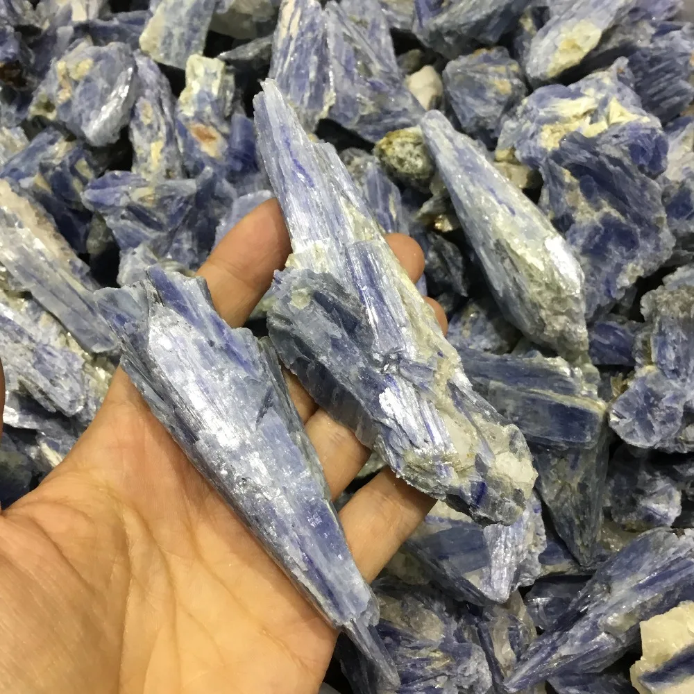 

Natural rought Blue crystal Raw kyanite stones