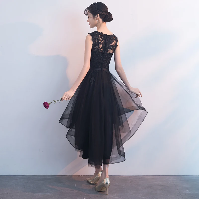 Женское вечернее платье без рукавов черное кружевное с О образным вырезом