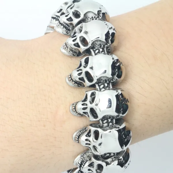 

Amazing! New Arrival Super Cool Gothic 3D Skull Links Design BangleFlashing lighting Polishing Stainless Steel Bracelet Jewelry