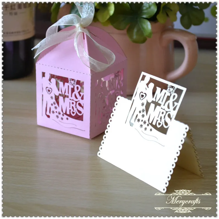 

High quality wedding present for guests with bride and groom party supplies gift favour box