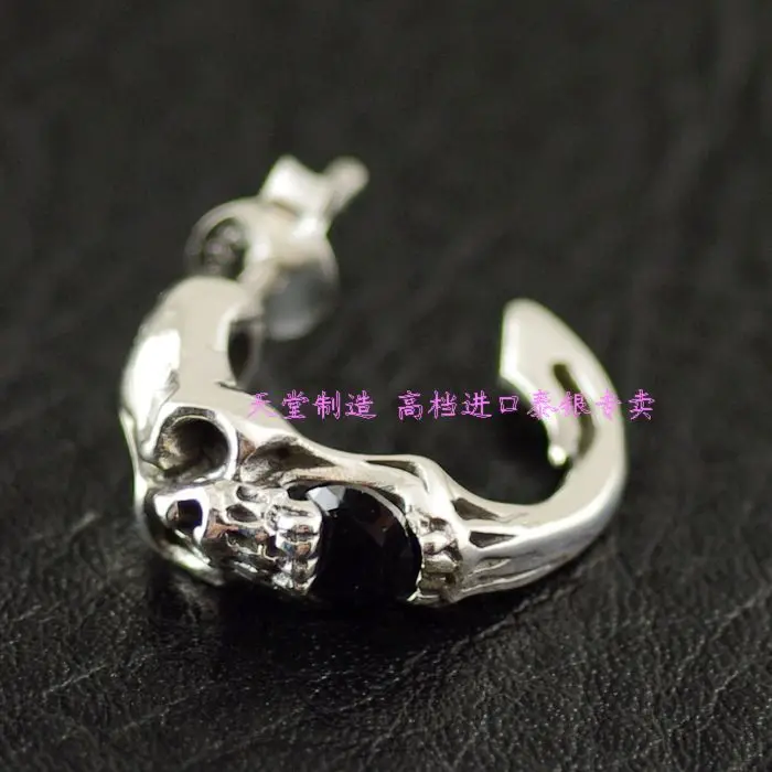 

Thailand imported 925 pure silver black Zircon skull, intime Tremella nail
