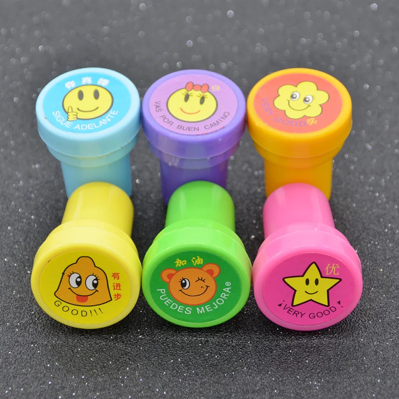 Она любит 6 шт. круглый Форма прекрасные дети Улыбка самоокрашивающегося