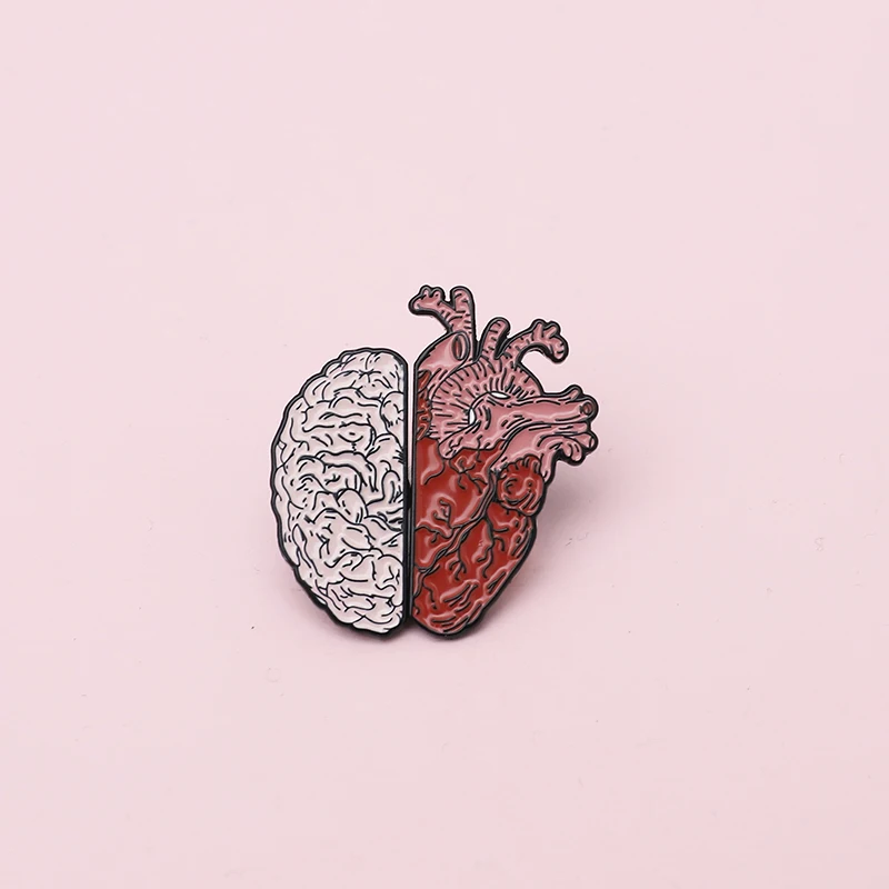 Realistic brain heart Couple pins Punk Badges Brooches Denim Enamel lapel medicine Gifts for men women Jewelry wholesale | Украшения и