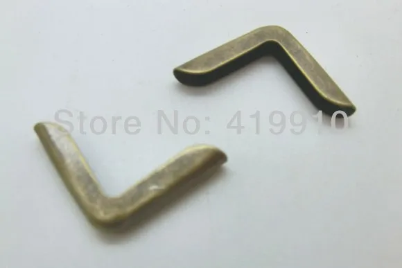 

Бесплатная Shipping-200PCs античные бронзовые Альбомы для скрапбукинга меню папки Угловые протекторы (толщина 3 мм) 21x15 мм J1323