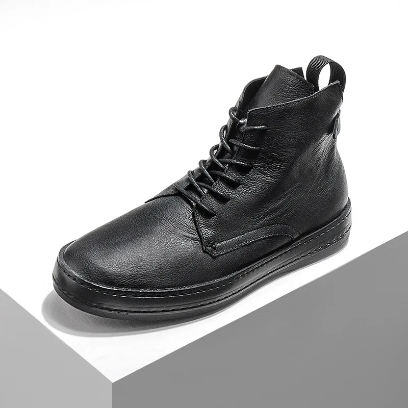 Мужские высокие кроссовки из натуральной кожи на шнуровке |