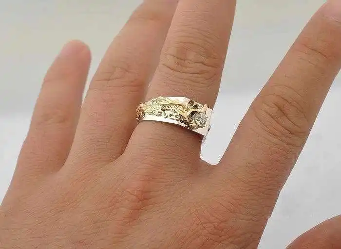 

0.25CT Yellow Dragon Male Ring Solid 18K White Gold Brand Moissanite Engagement Ring For Men Diamond Ring for Husband