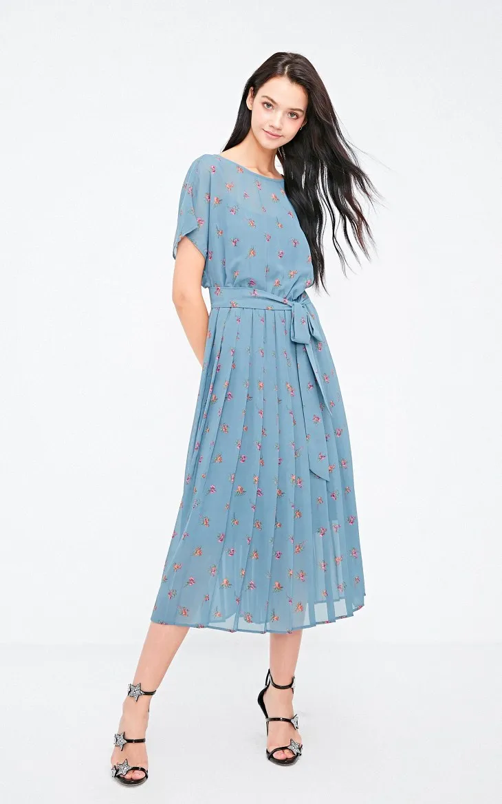Плиссированное летнее пляжное платье с цветочным рисунком Vero Moda | 31837B507