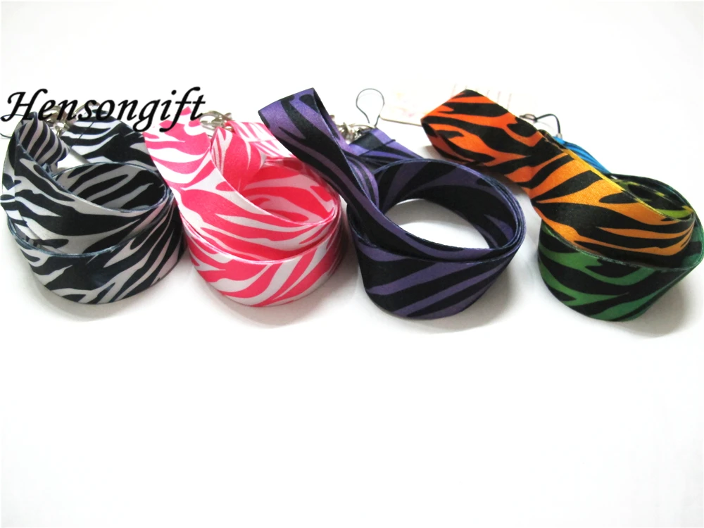 Hensongift One PC розовый/черный/белый Zebra Key Lanyard Cheetah нагрудные опознавательные Значки для идентификации владельцев животных полосой телефон шеи ремни