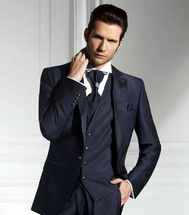 2017 Best Selling  Groomsma Fashion Suit Men Wedding Suits Groom mens suits wedding groom  (Jacket+Pant+vest+Tie)