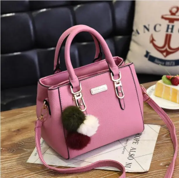 Pink Модные женские сумочки с украшением в виде помпонов, однотонные высококачественные сумочки, горячая Распродажа, сумочки для вечеринок, женские сумки через плечо - Цвет: Pink