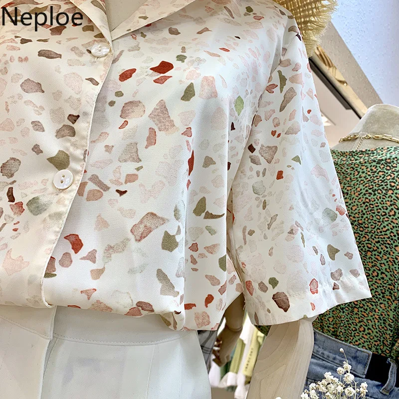 Neploe Floral Women Shirts Summer 2019 New Turn-Down Collar Short Sleeve Blouse Loose Single Breasted Ladies Tops 44196 |