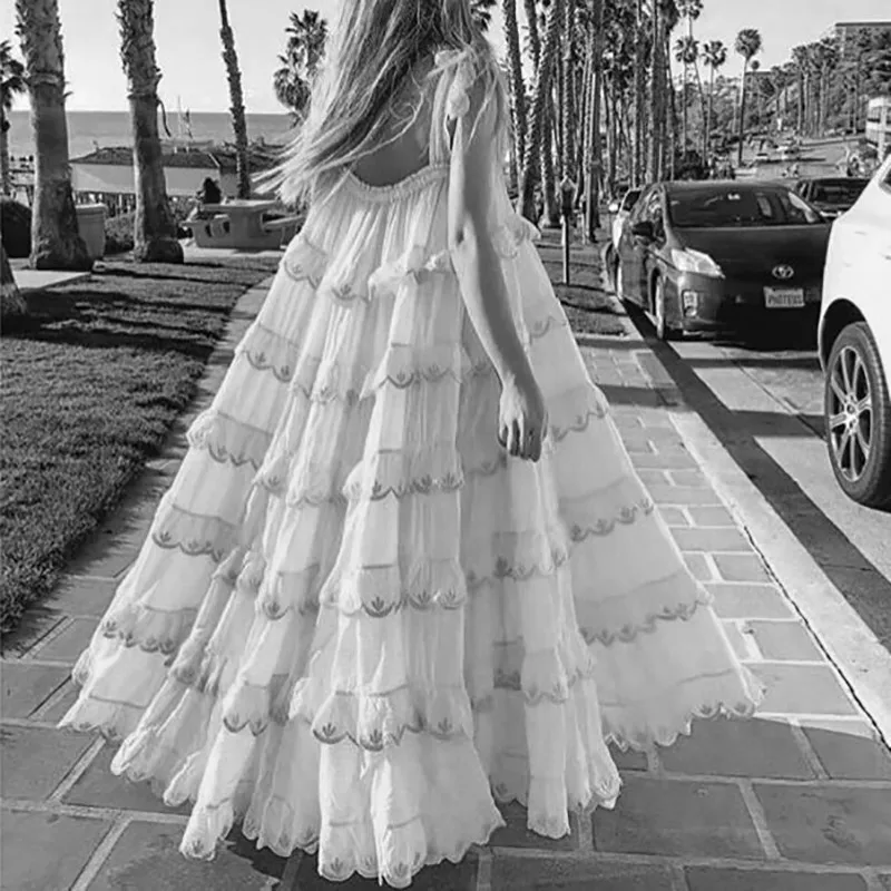 TWOTWINSTYLE Элегантное Белое Женское платье с открытыми плечами без рукавов оборками