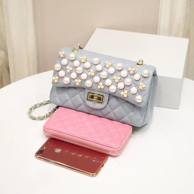 Женские плечи из мягкой кожи 2018 новые летние женские заклепки украшенные