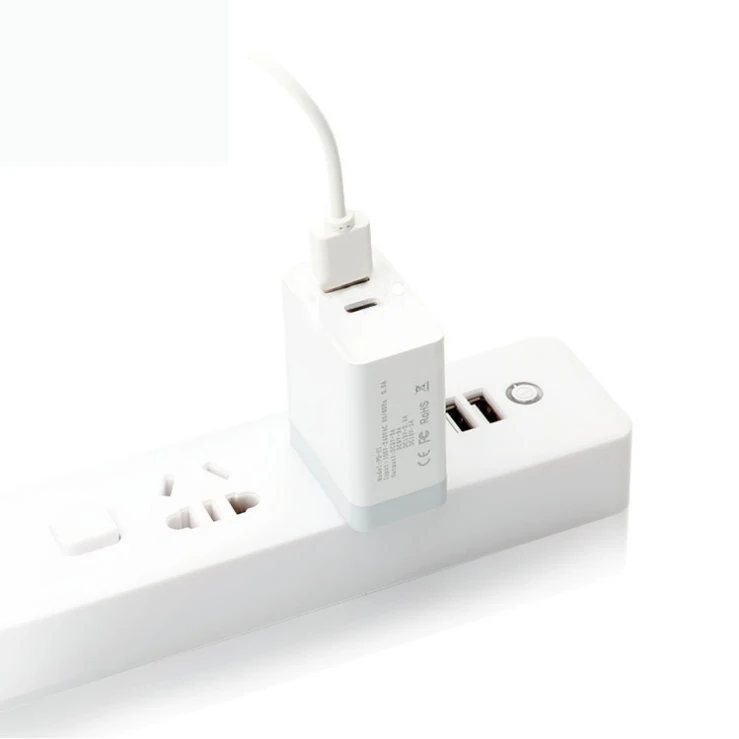 Сетевое зарядное устройство PD с двумя USB портами и поддержкой быстрой зарядки 3