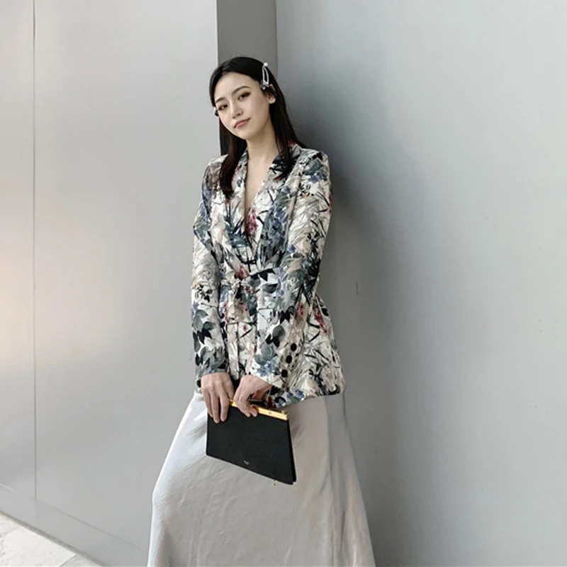 Suit female 2019 summer new fashion women's casual print Slim long-sleeved small suit jacket slim trousers two-piece pants suit pants pants summer seven sleeved suit suit male korean version of the slim fashion hair stylist trend leisure suit two piece