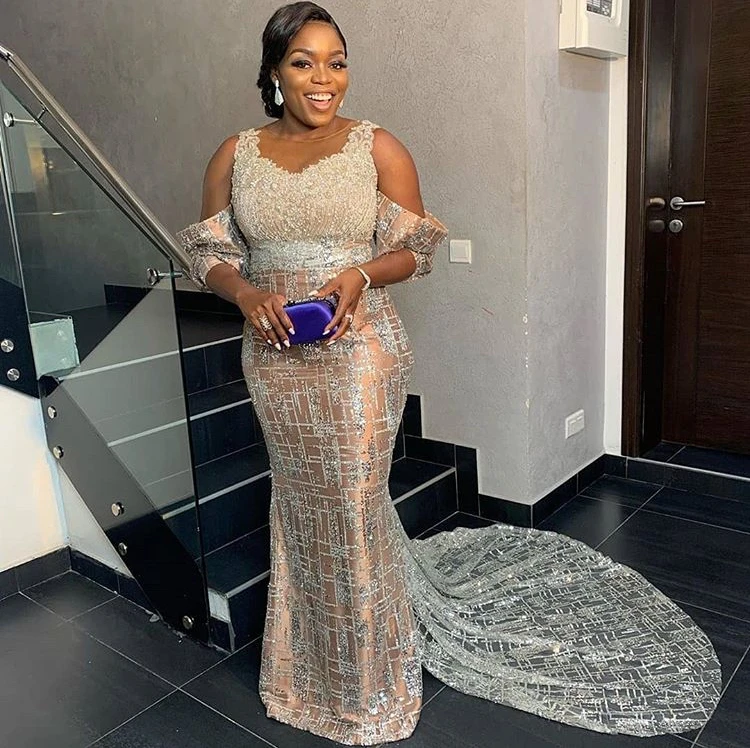 

Silver Gray Glued glitter African mesh lace fabric for Wedding dress , ZP3 fashion sequins lace High class shinning net lace