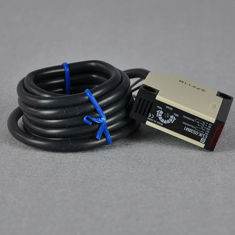 E3JK-R4M1 квадратный рефлекторный световой Барьерный датчик DC12-24V/AC90-240V