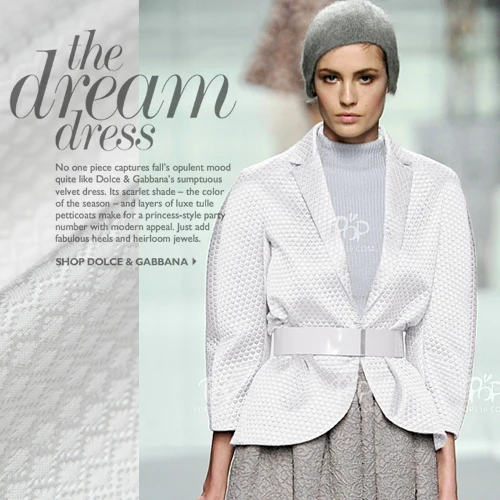 

Hot champagne white polyester cotton jacquard rose fabric, embossed three-dimensional convex pattern, heavy jacquard fabric