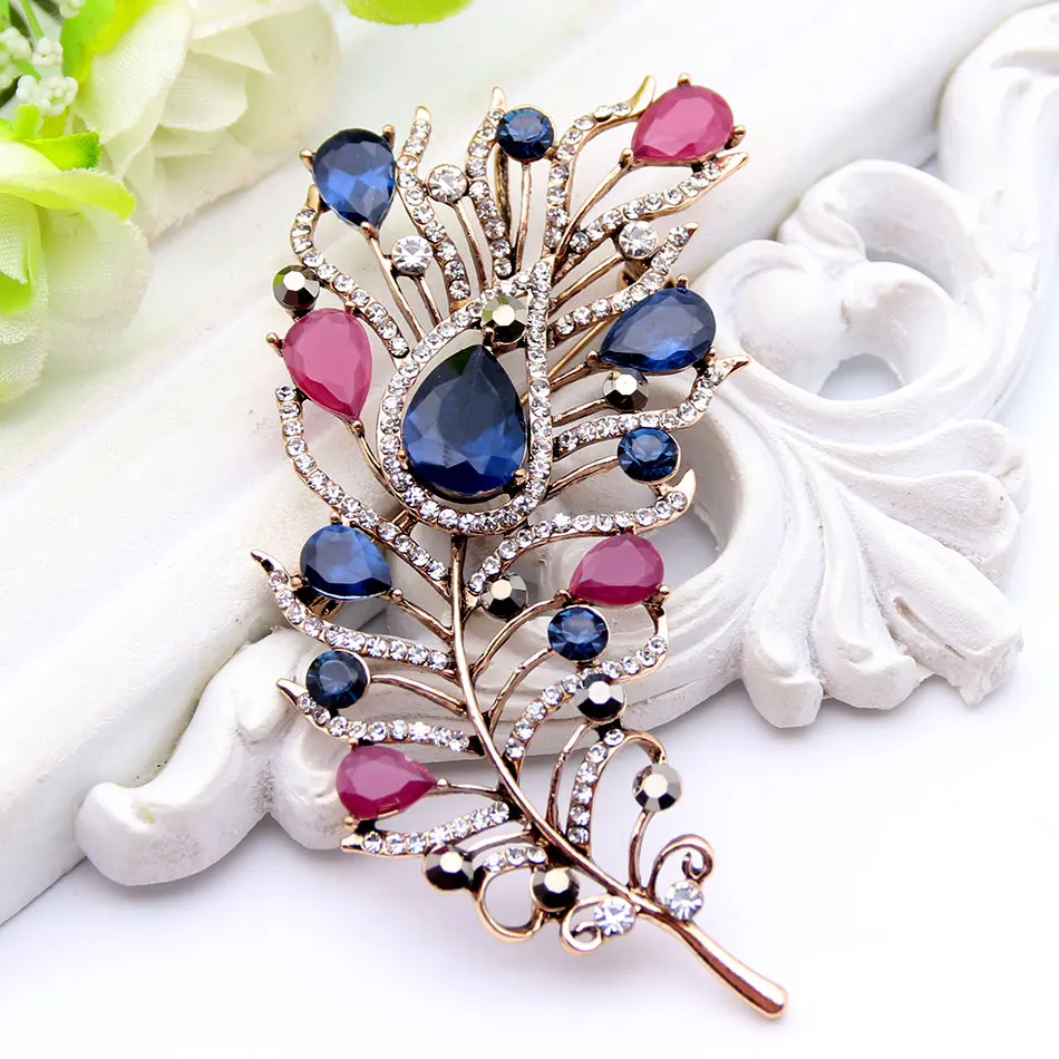 Ювелирная брошь cartier. Брошь птичка. Брошь роза из драгоценных камней. Изображение броши. Изображение броши.