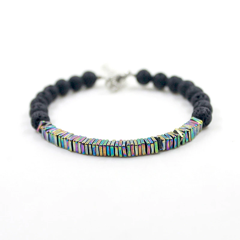 Браслет с радужным покрытием и квадратными плоскими бусинами браслет из