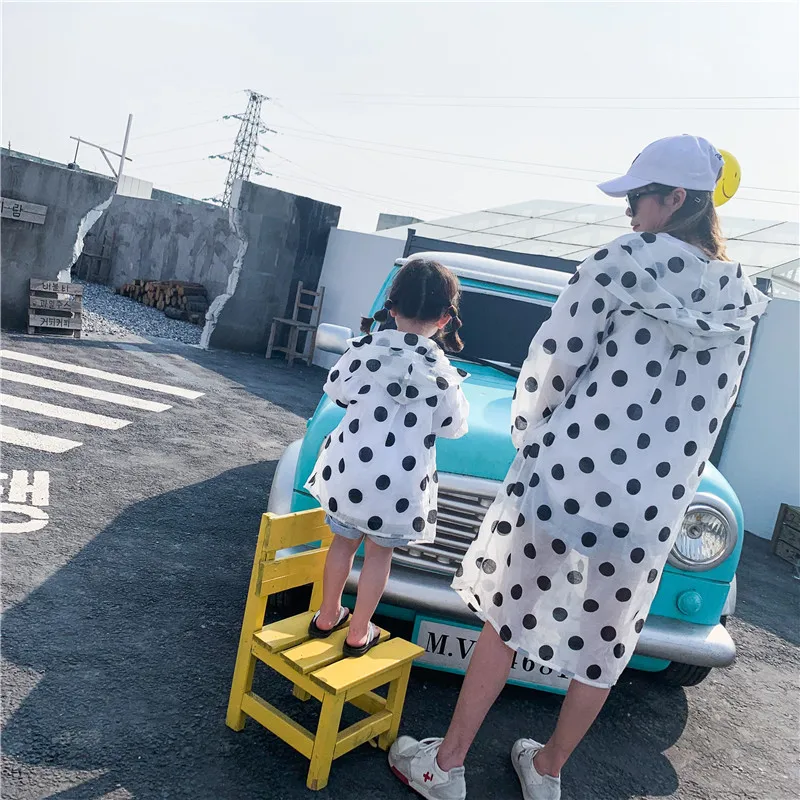 Лето 2019 г. модная семейная одежда с защитой от солнца куртки капюшоном и длинными