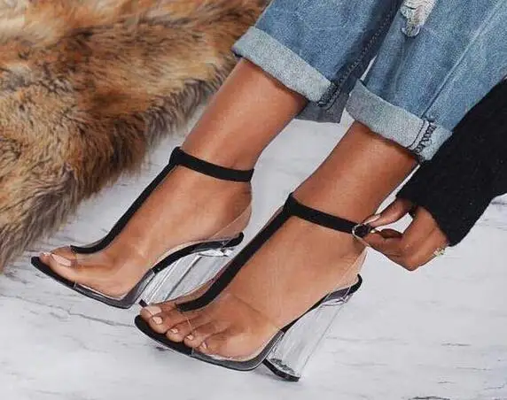 Новинка 2017 года Модные женские прозрачные босоножки из ПВХ на толстом каблуке с