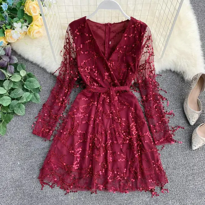 Women Dress Женское сексуальное платье с v-образным вырезом, украшенное блестками, новинка, элегантное короткое платье на шнуровке, Бандажное мини платье на молнии с кисточками и оборками - Цвет: Women Dress