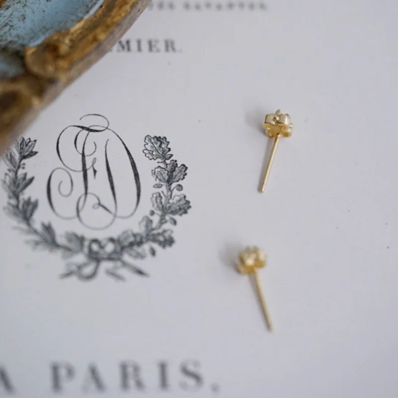 Модные романтические стильные серьги с опаловым камнем на стержне мини торт