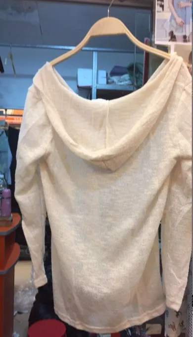 Футболка женская с глубоким V-образным вырезом и капюшоном удобная трикотажная