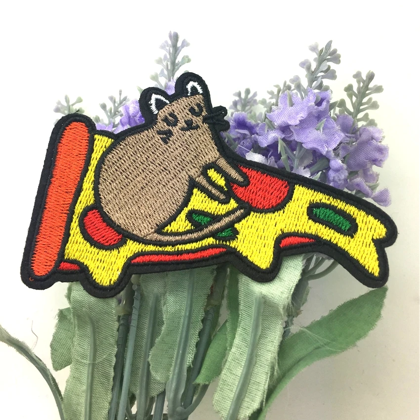 1 шт. мышь на пицце вышитый Забавный патч Железный шитье аппликация милый ткань