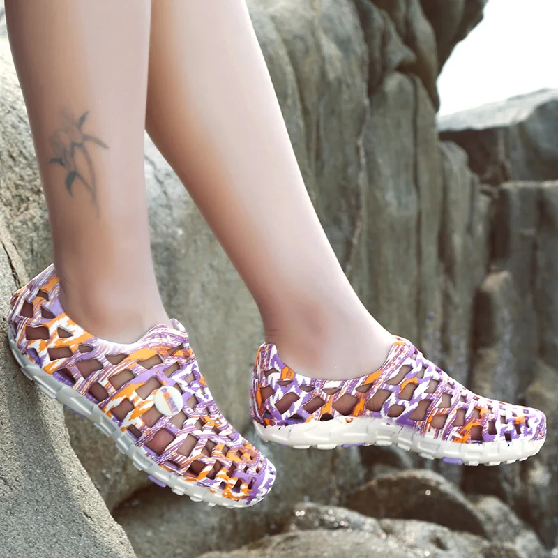 Легкие сабо для женщин пляжные шлепанцы летние сандалии отверстие шлёпанцы