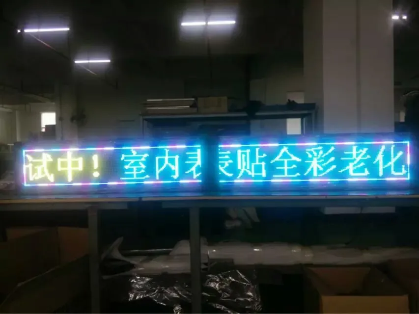 Полноцветный из светодиодов управления гамма для малого двери рекламный щит BX-5Q0