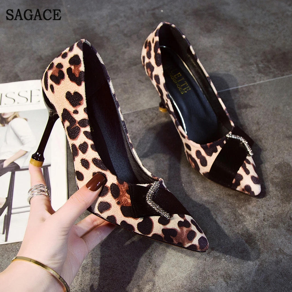 SAGACE/Весенняя леопардовая женская обувь на высоком каблуке шпильке с закрытым