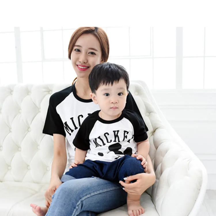 2017 Одинаковая одежда для всей семьи матери и дочери Летняя хлопковая Футболка