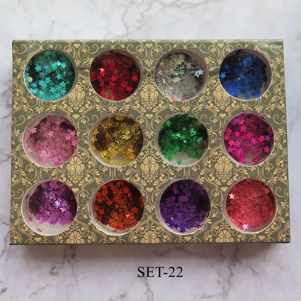 Набор для ногтевого дизайна из разных блесток: ракушки, горошки, круги и заклепки.