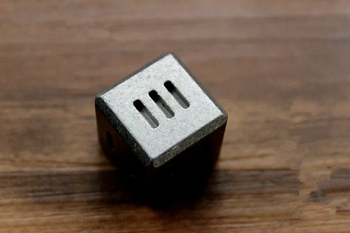 Кости из титанового сплава TC4 для повседневного использования могут быть красным