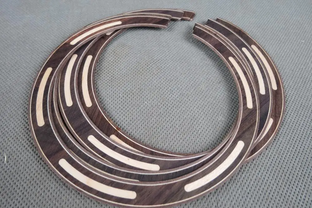 

5PCS NEW ACOUSTIC GUITAR WOOD INLAY ROSETTE B-04