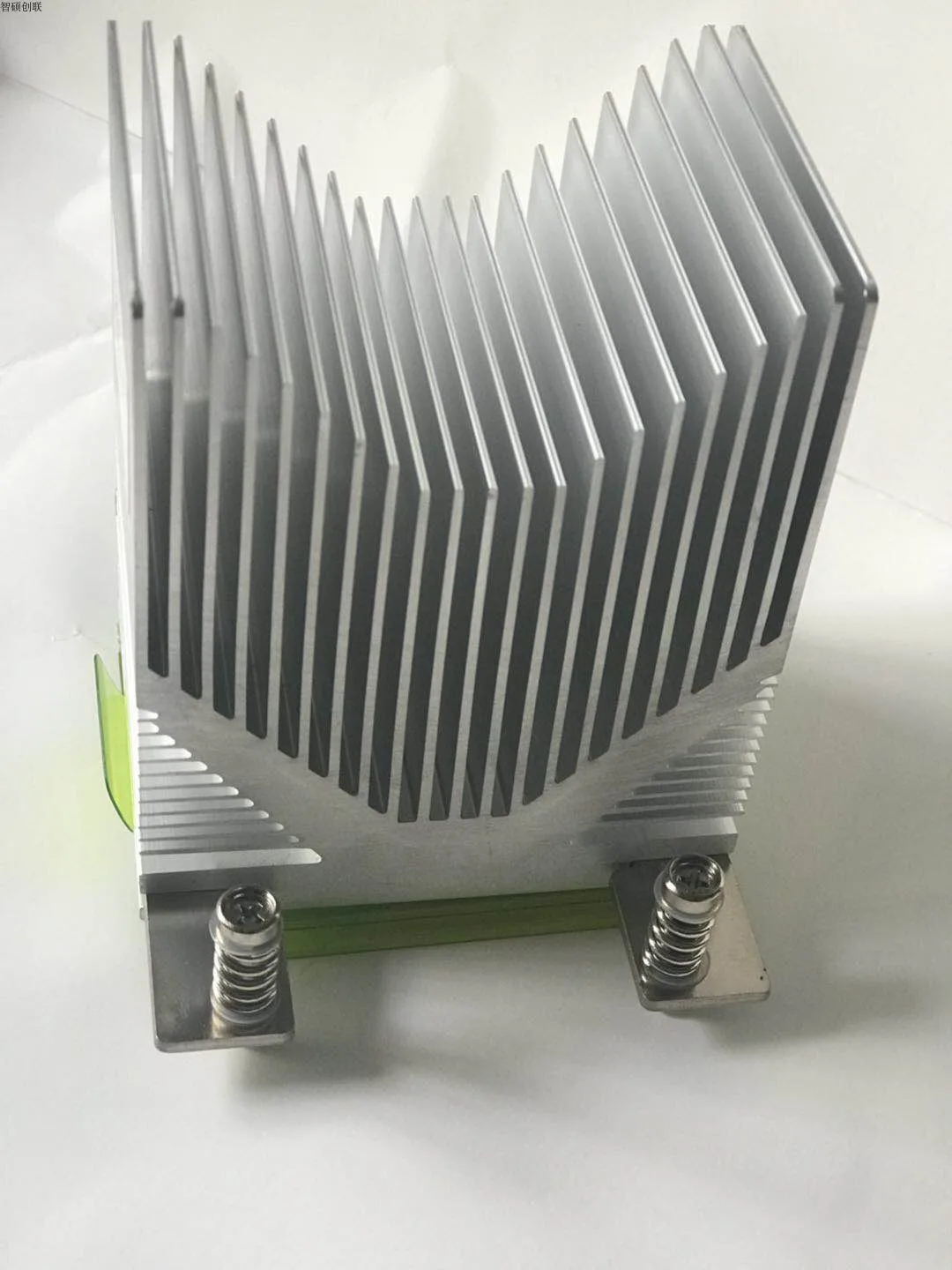 

Server Cooler Fan HEAT SINK for T630 with Grease RMVM3 0RMVM3 CPU Cooling heatsink